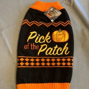 Halloween Doggie sweater.   Pick of the Patch